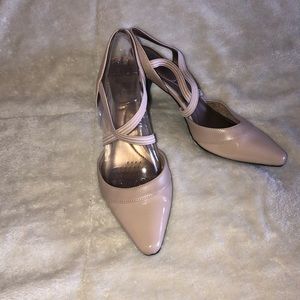 Women’s taupe heels